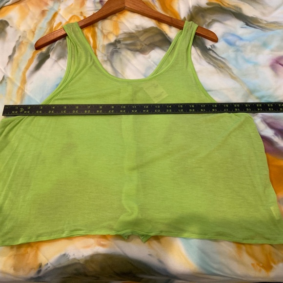 Lime Green Crop Flowy Tank Top, Button Down Back. One Size - Picture 5 of 6
